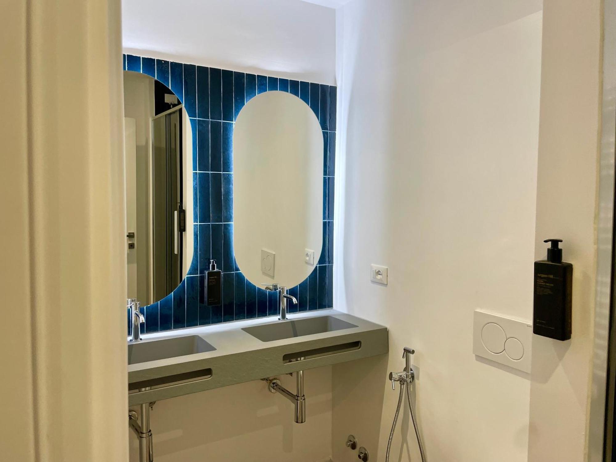 Relstay - Assarotti Suites Genoa Exterior photo